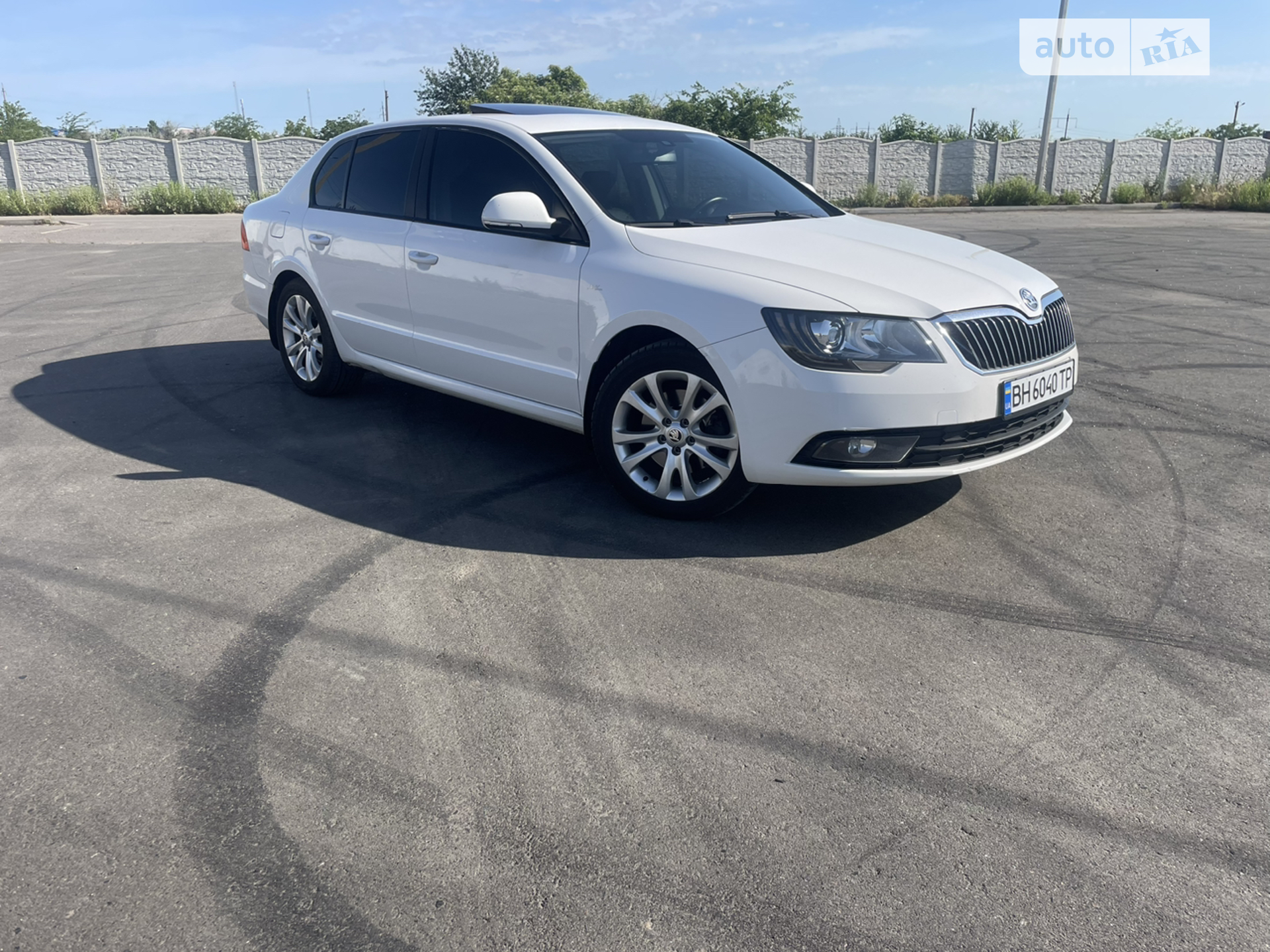 2013 Skoda Superb - мініатюра 8
