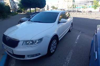 Ліфтбек Skoda Superb 2012 в Дніпрі