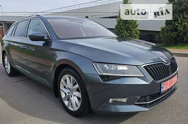 Універсал Skoda Superb 2017 в Києві