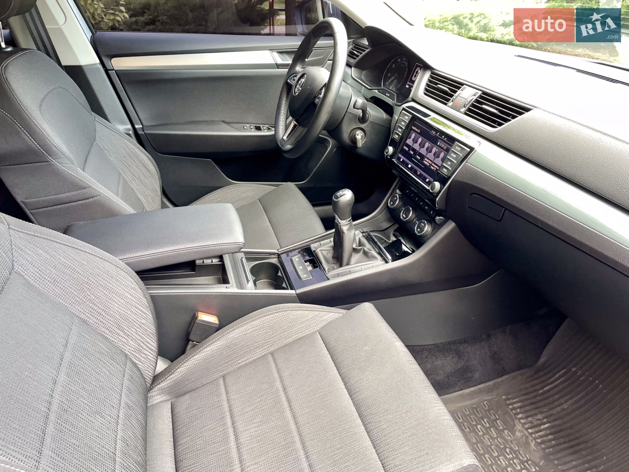 2016 Skoda Superb - мініатюра 11
