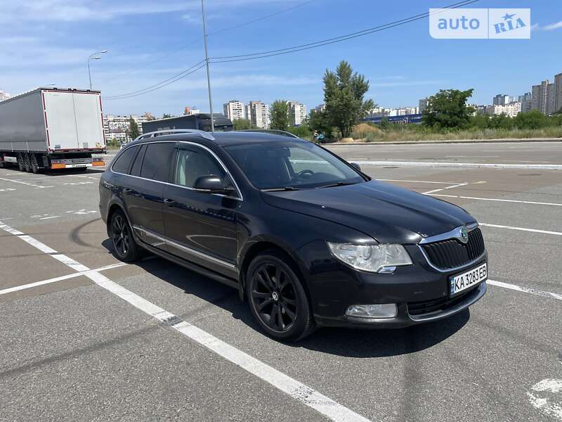 Универсал Skoda Superb 2011 в Киеве