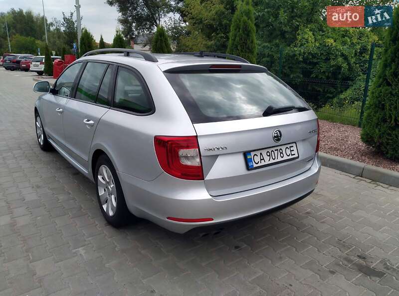 Универсал Skoda Superb 2013 в Киеве