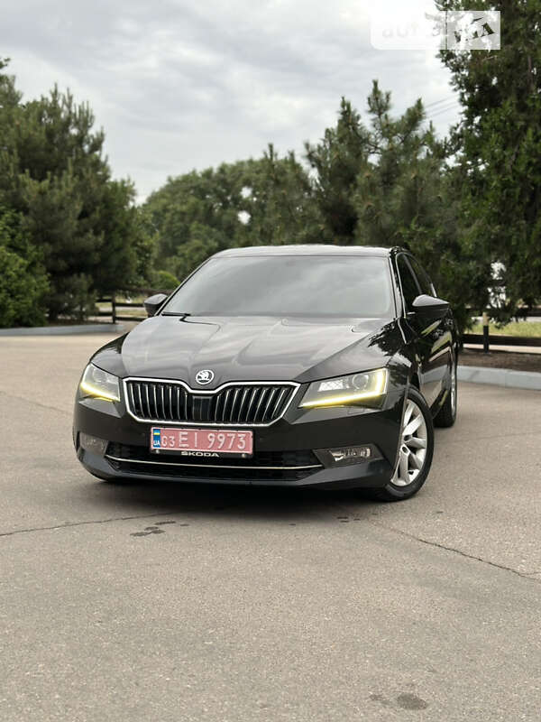 Лифтбек Skoda Superb 2018 в Кропивницком