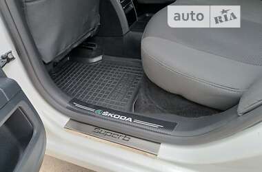 Ліфтбек Skoda Superb 2013 в Житомирі