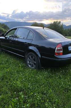 Ліфтбек Skoda Superb 2006 в Надвірній