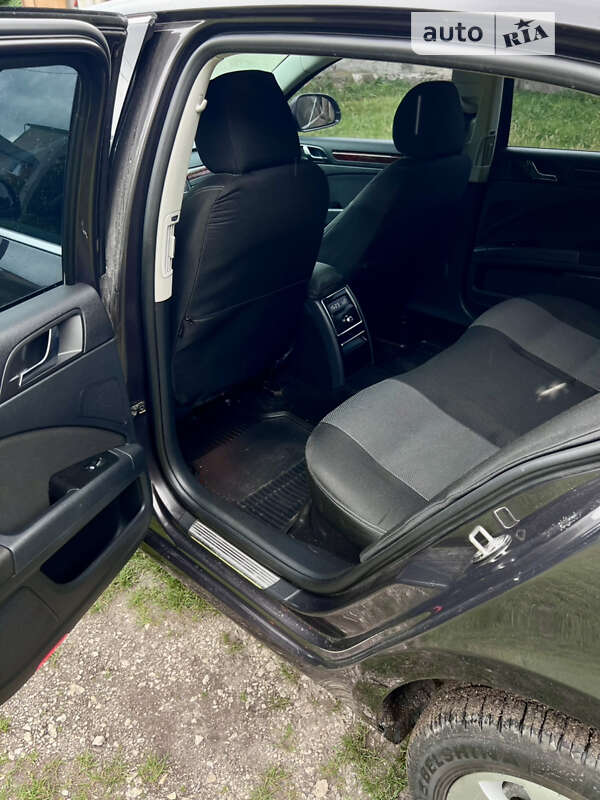 Лифтбек Skoda Superb 2011 в Тернополе
