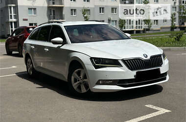 Універсал Skoda Superb 2016 в Вінниці