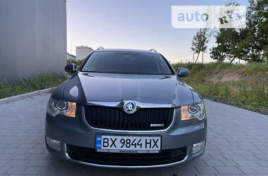 Универсал Skoda Superb 2011 в Хмельницком