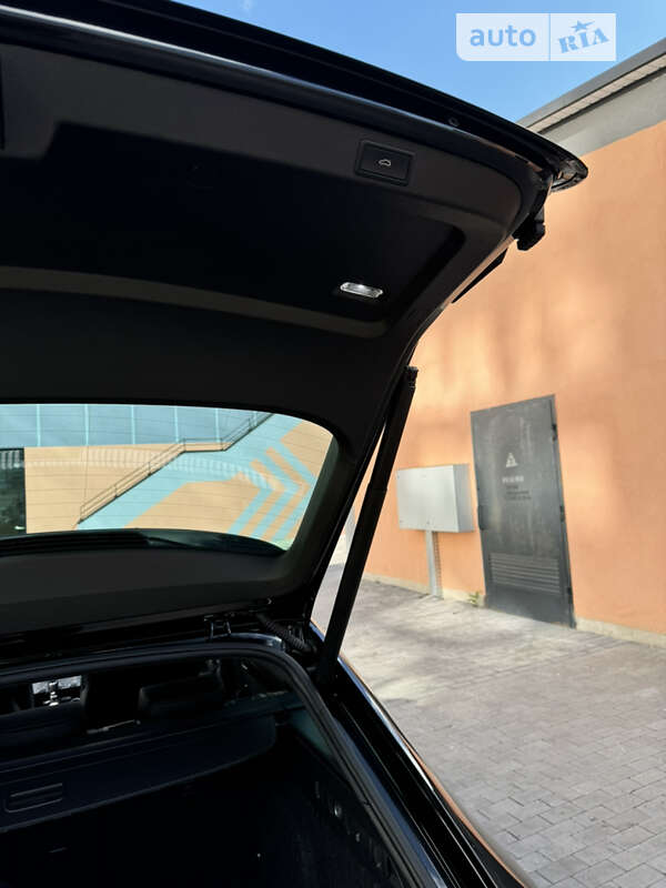 Универсал Skoda Superb 2020 в Луцке