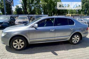 Ліфтбек Skoda Superb 2011 в Миколаєві