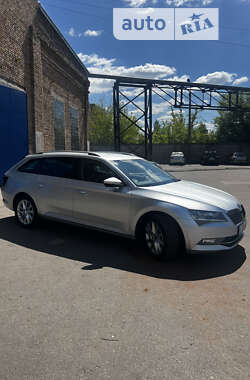 Універсал Skoda Superb 2016 в Києві