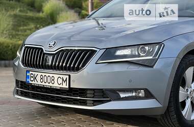 Універсал Skoda Superb 2018 в Луцьку