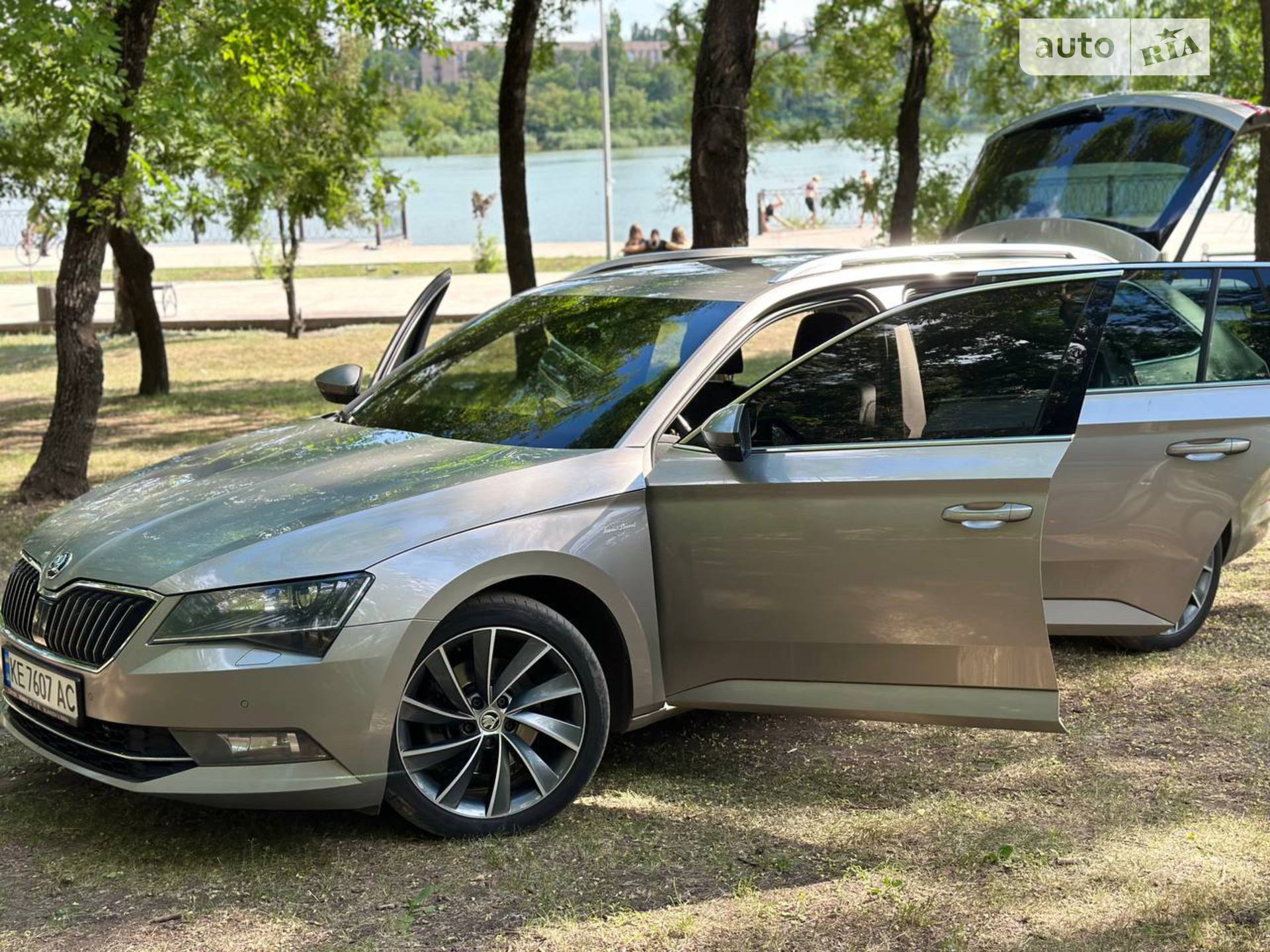 2018 Skoda Superb - мініатюра 14