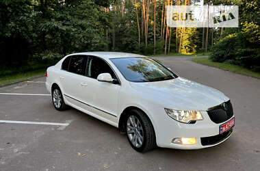 Ліфтбек Skoda Superb 2013 в Житомирі