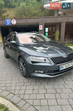 Универсал Skoda Superb 2017 в 
