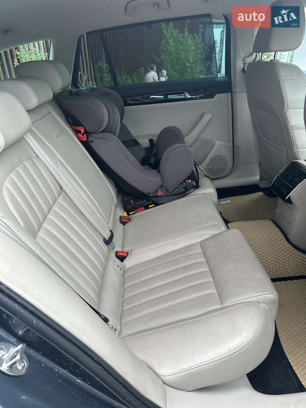 Универсал Skoda Superb 2017 в Львове