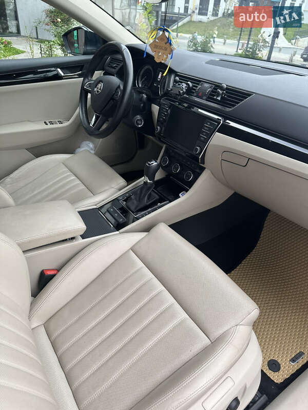 Универсал Skoda Superb 2017 в Львове