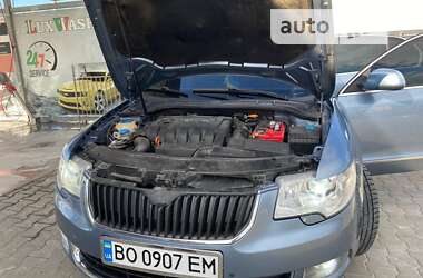 Лифтбек Skoda Superb 2009 в Тернополе