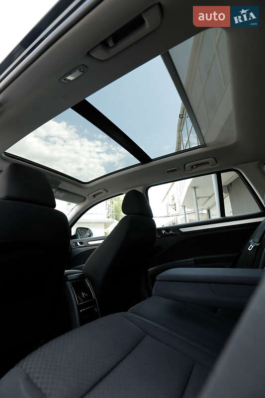 Универсал Skoda Superb 2015 в Киеве