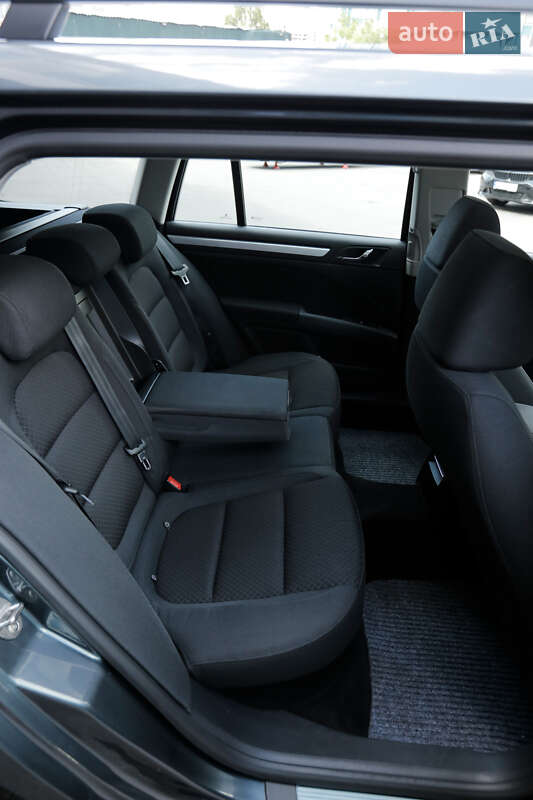 Универсал Skoda Superb 2015 в Киеве