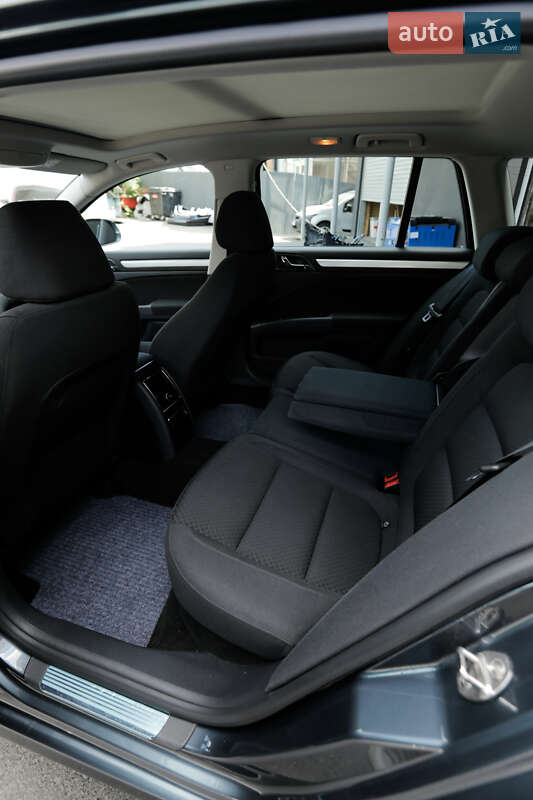 Универсал Skoda Superb 2015 в Киеве