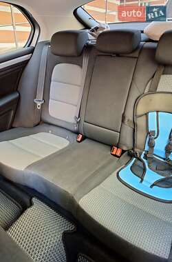 Лифтбек Skoda Superb 2012 в 