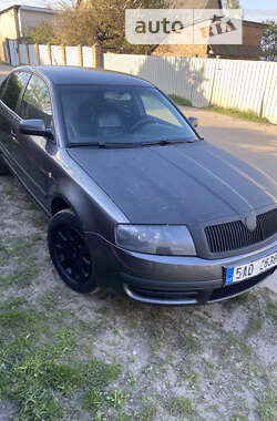 Ліфтбек Skoda Superb 2004 в Києві