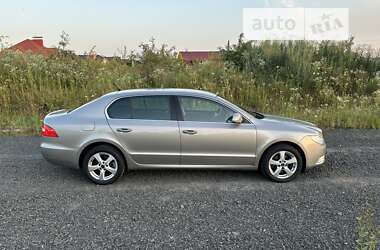Лифтбек Skoda Superb 2008 в 