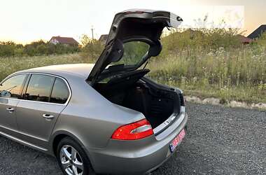 Лифтбек Skoda Superb 2008 в 