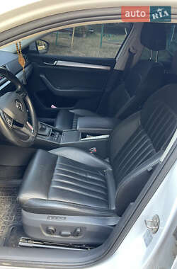 Универсал Skoda Superb 2018 в 