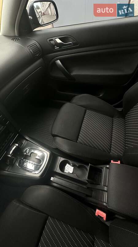 Лифтбек Skoda Superb 2005 в Киеве