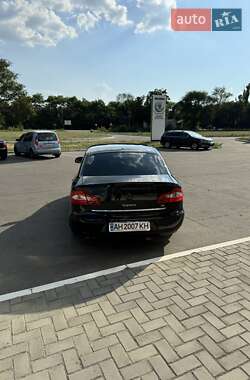 Ліфтбек Skoda Superb 2012 в Дніпрі