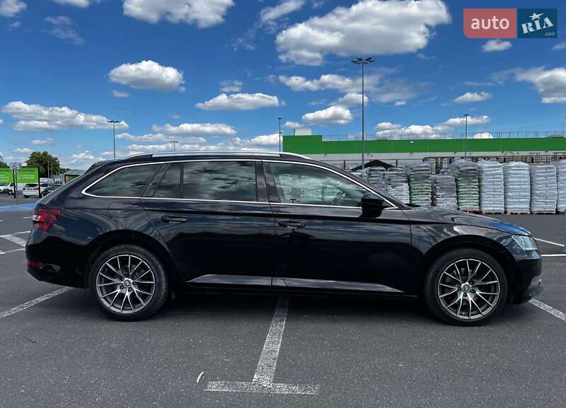 Универсал Skoda Superb 2015 в Киеве