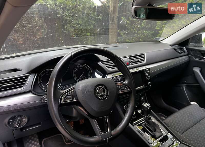 Универсал Skoda Superb 2015 в Киеве