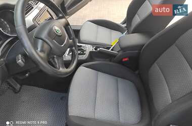 Ліфтбек Skoda Superb 2010 в 