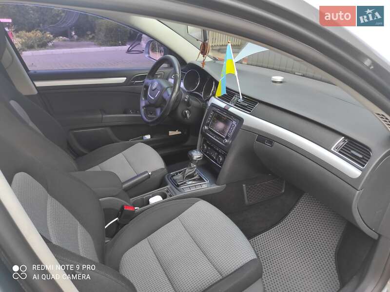 Лифтбек Skoda Superb 2010 в Прилуках