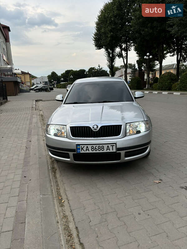 Ліфтбек Skoda Superb 2008 в Львові