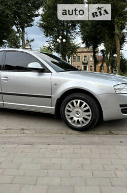 Лифтбек Skoda Superb 2008 в Львове