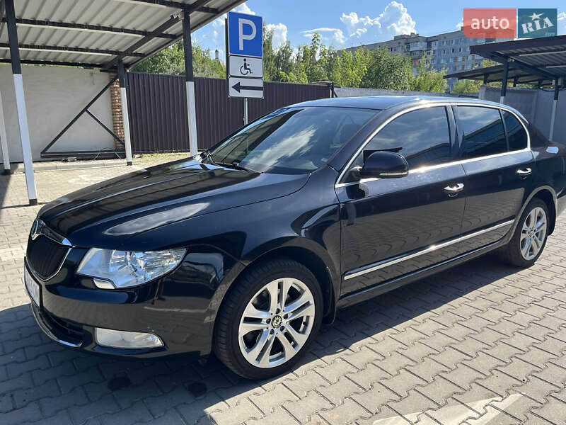 Ліфтбек Skoda Superb 2012 в Шептицькому