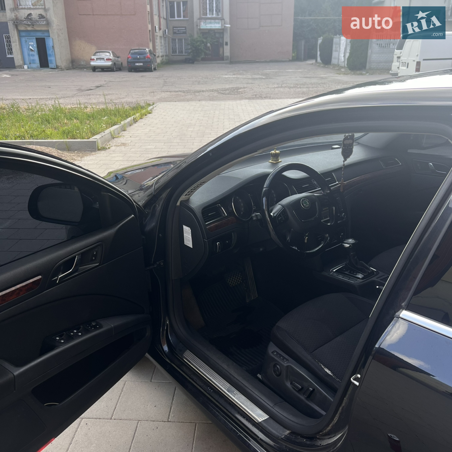 2011 Skoda Superb - мініатюра 16