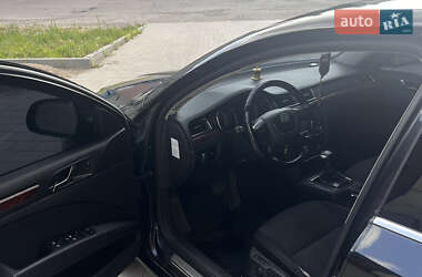 Лифтбек Skoda Superb 2011 в 