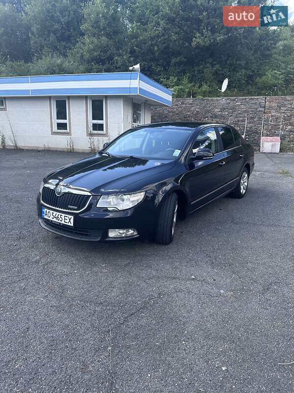 Лифтбек Skoda Superb 2011 в Хусте фото 4 Лифтбек Skoda Superb 2011 в Хусте