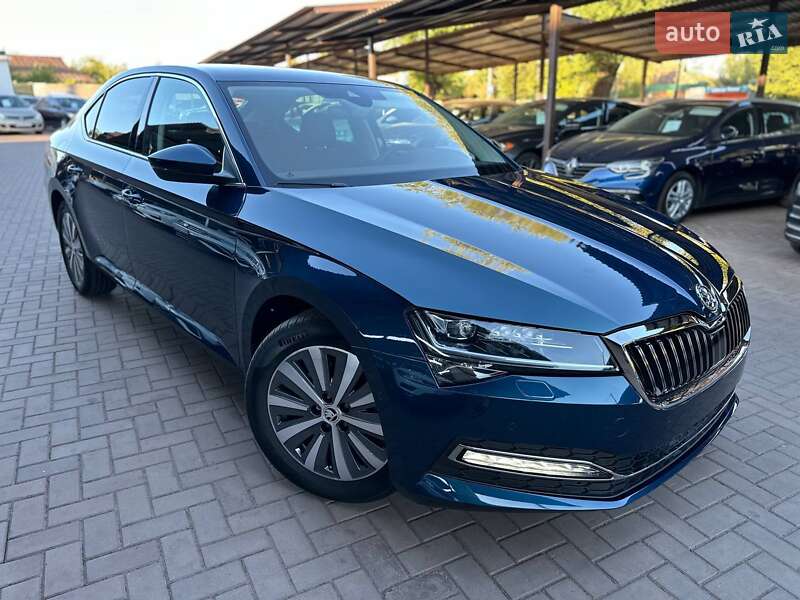 Лифтбек Skoda Superb 2023 в Кривом Роге