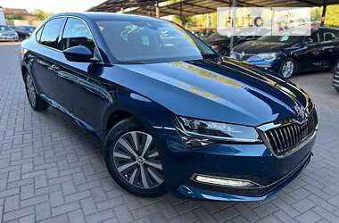 Лифтбек Skoda Superb 2023 в Кривом Роге