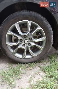 Лифтбек Skoda Superb 2014 в 