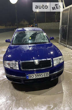 Лифтбек Skoda Superb 2002 в Тернополе