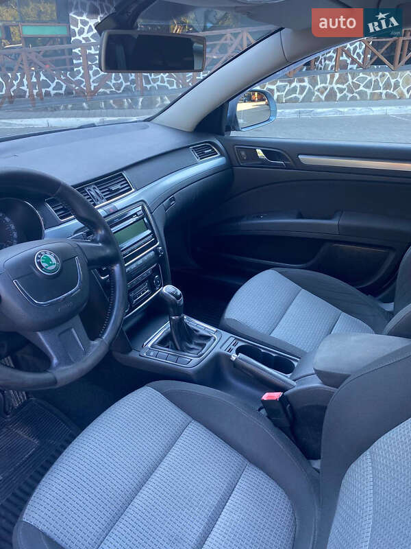 Лифтбек Skoda Superb 2009 в Одессе