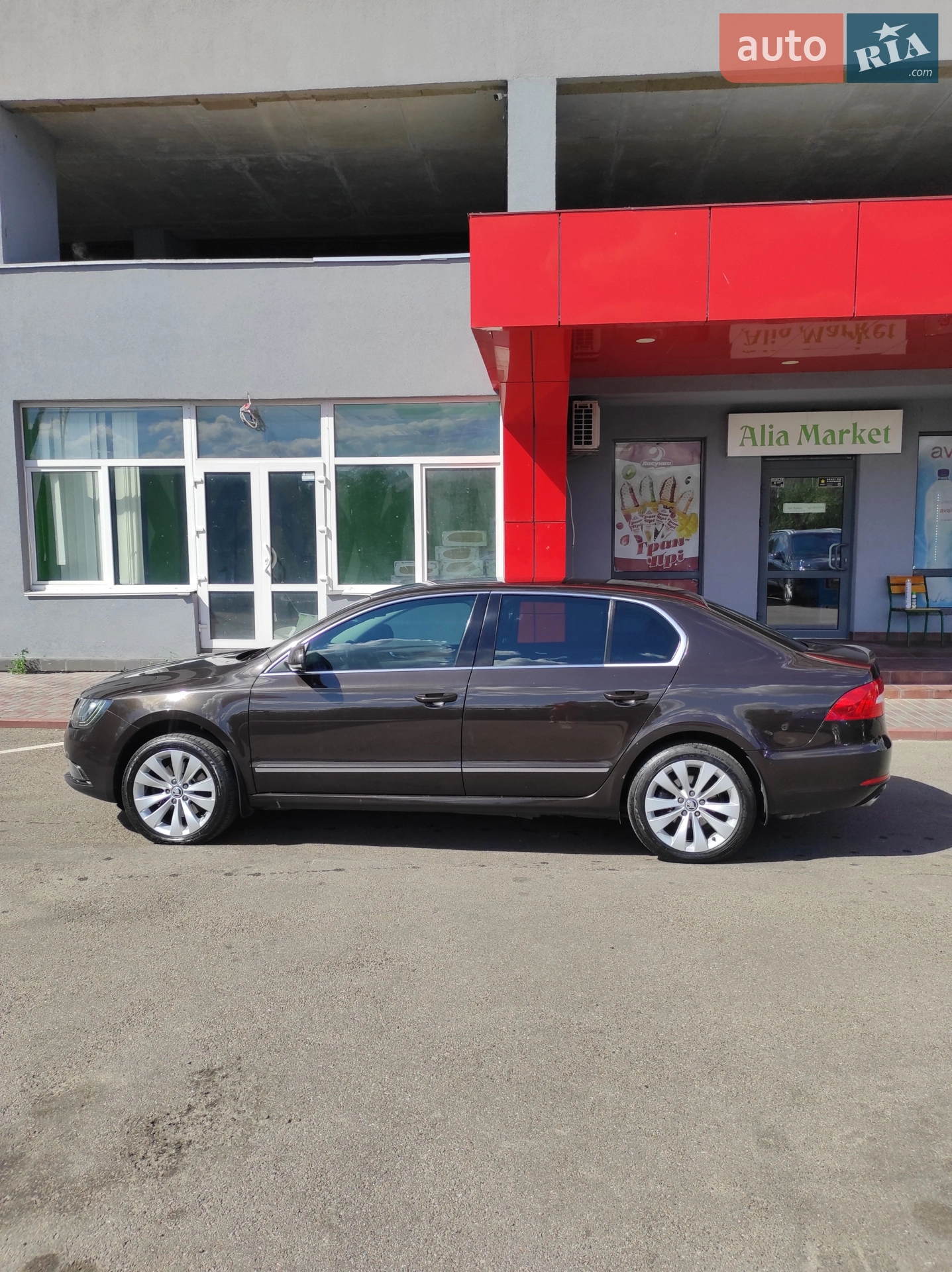 2013 Skoda Superb - мініатюра 5