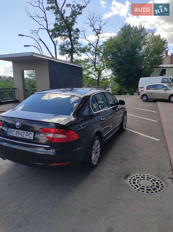 Лифтбек Skoda Superb 2013 в Киеве фото 8 Лифтбек Skoda Superb 2013 в Киеве