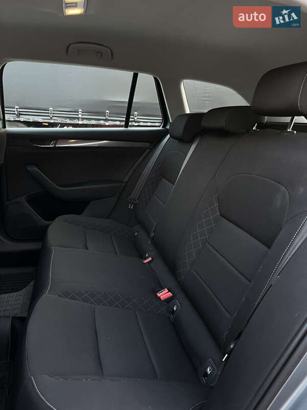 Універсал Skoda Superb 2017 в Луцьку фото 20 Універсал Skoda Superb 2017 в Луцьку